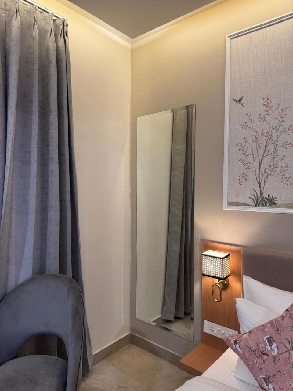 Aura By Arihant Hotel 3*