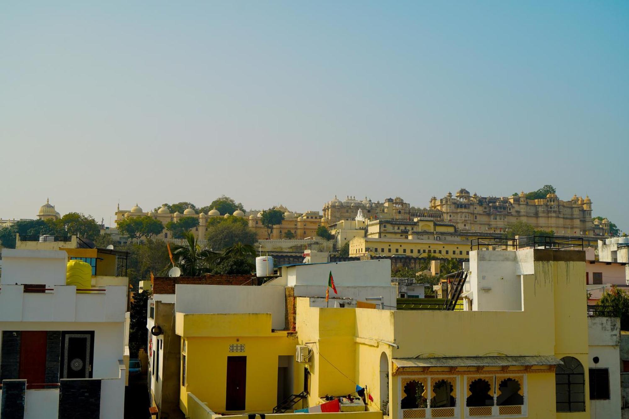 Hotel Shri Daulat 3*