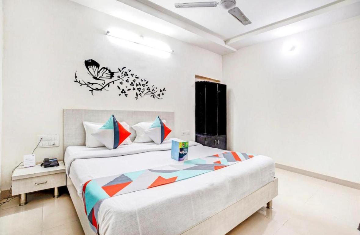Hotel Mangal Residency Rooftop Pool 3*