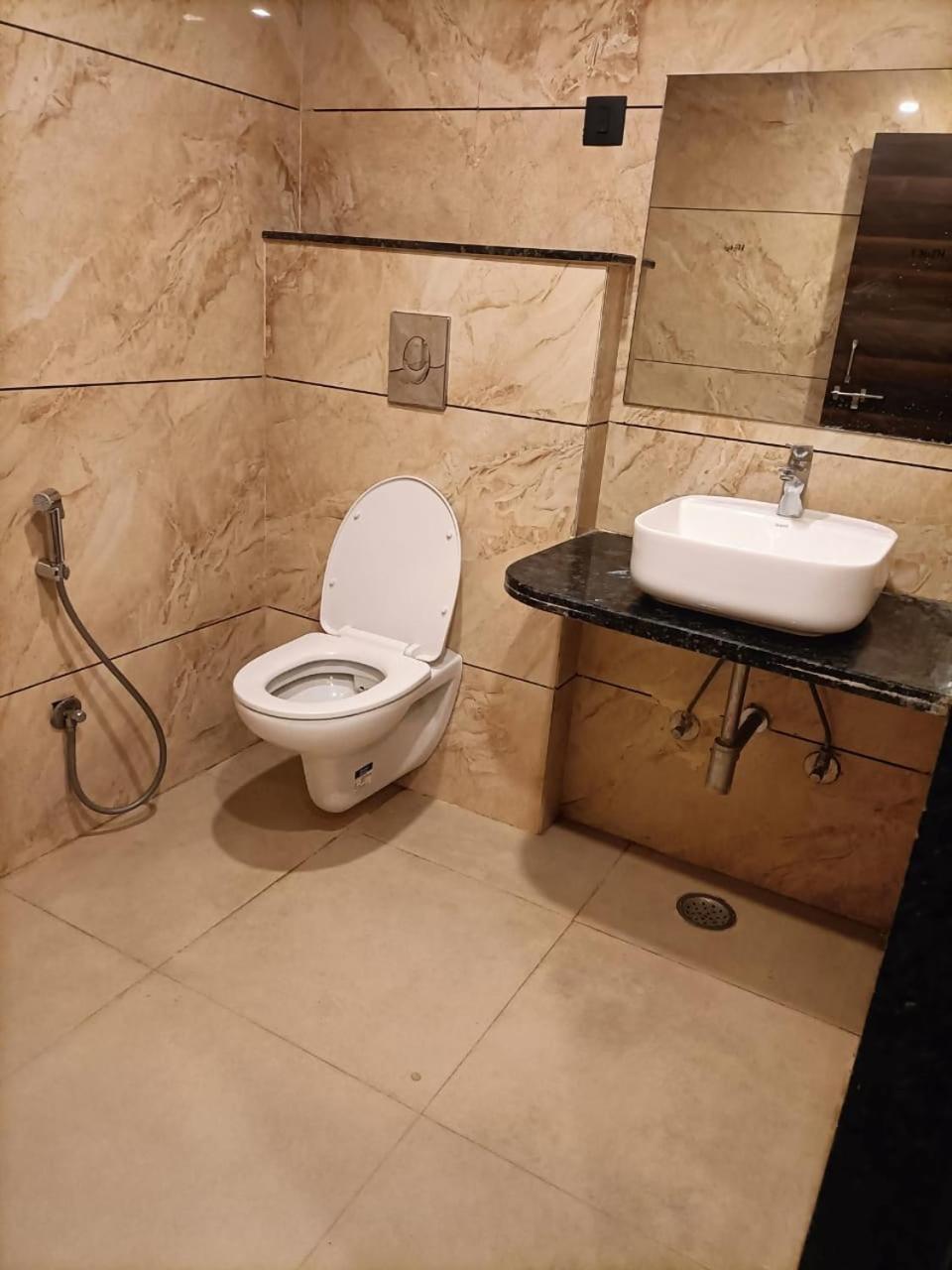 Mangal Residency Rooftop Pool Hotel 3*