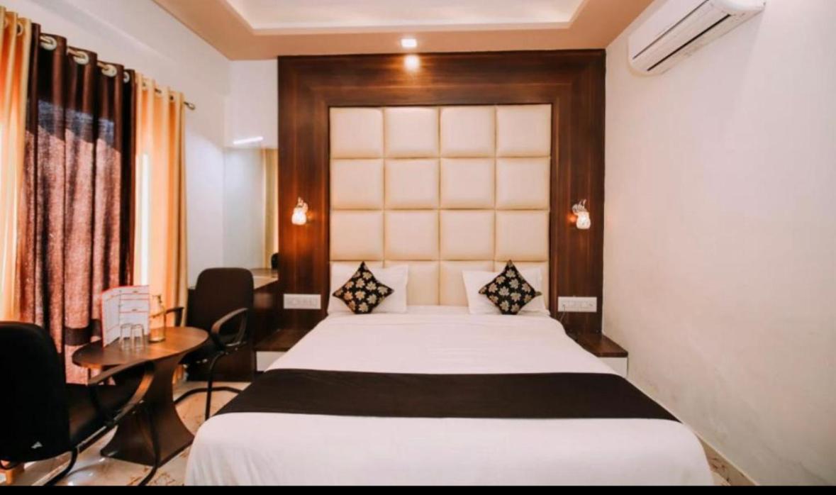 Mangal Residency Rooftop Pool 3* Udaipur
