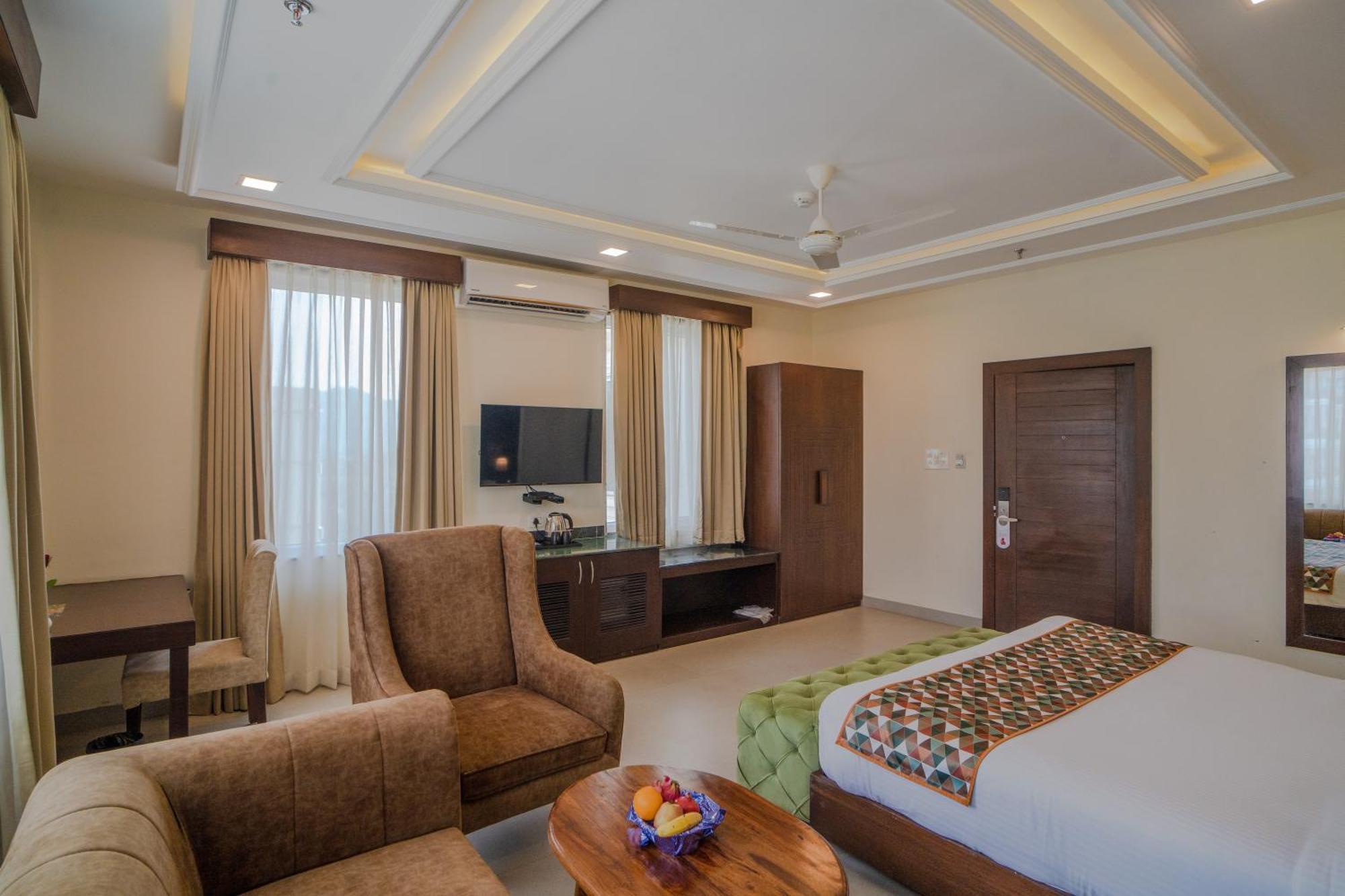 The Courtyard - Beyond Bar & Club Hotel Udaipur