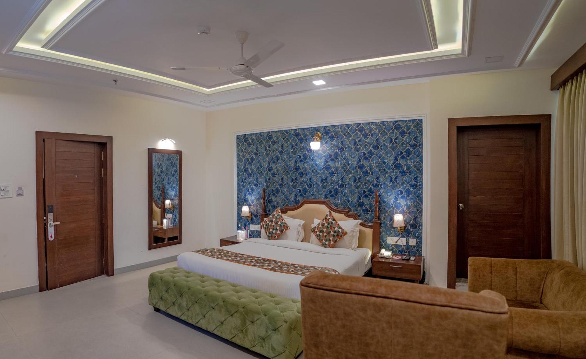 The Courtyard - Beyond Bar & Club 4* Udaipur