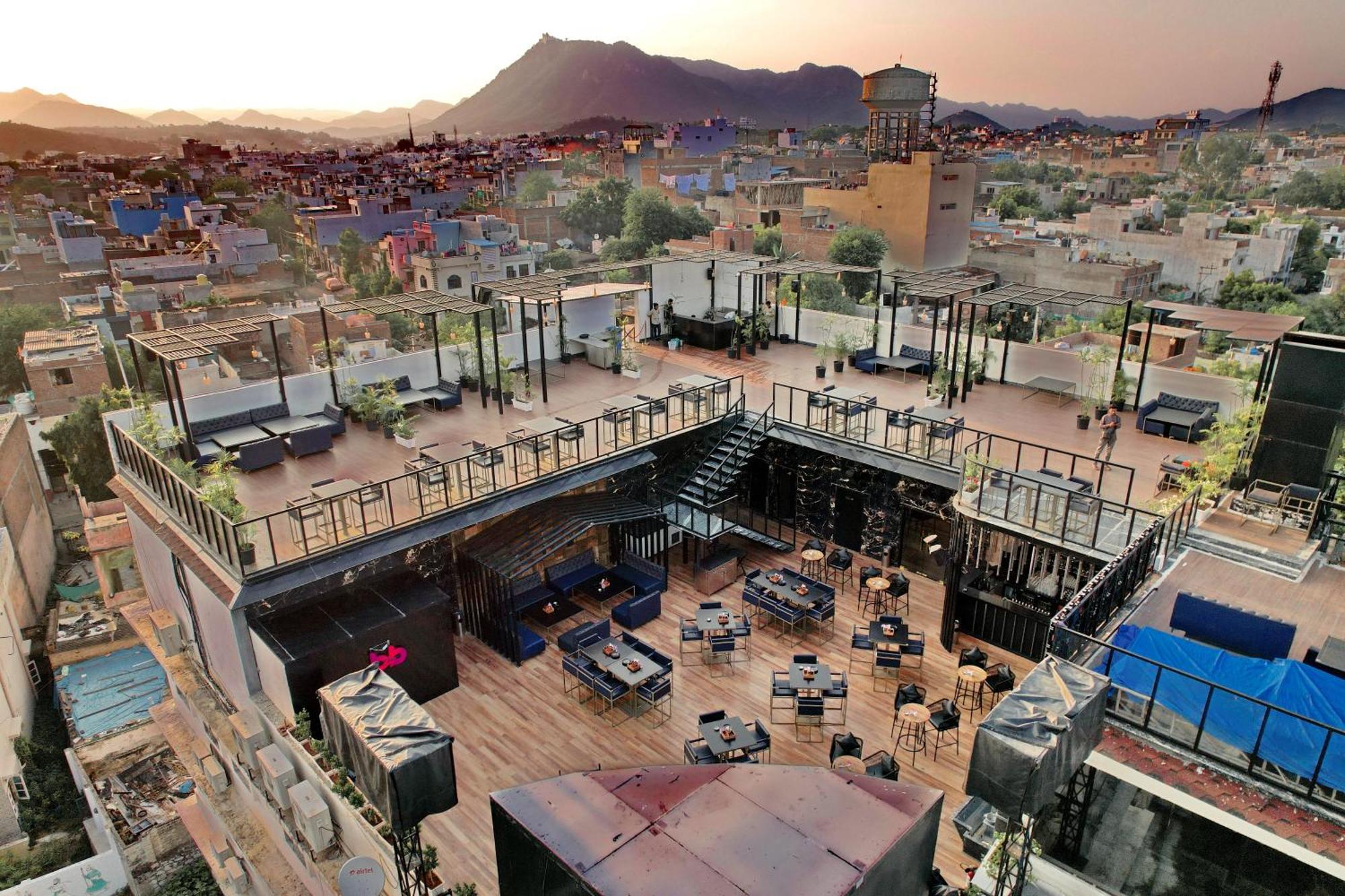 The Courtyard - Beyond Bar & Club Udaipur