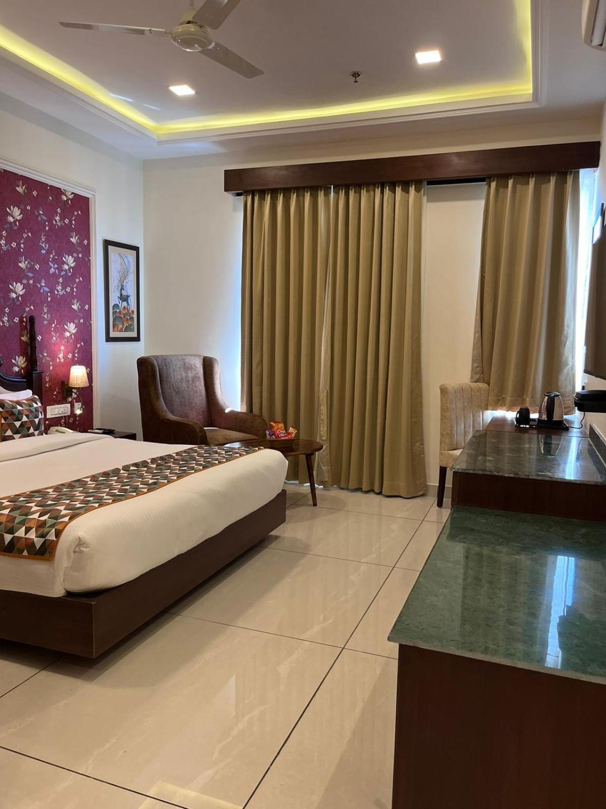 The Courtyard - Beyond Bar & Club Hotel Udaipur