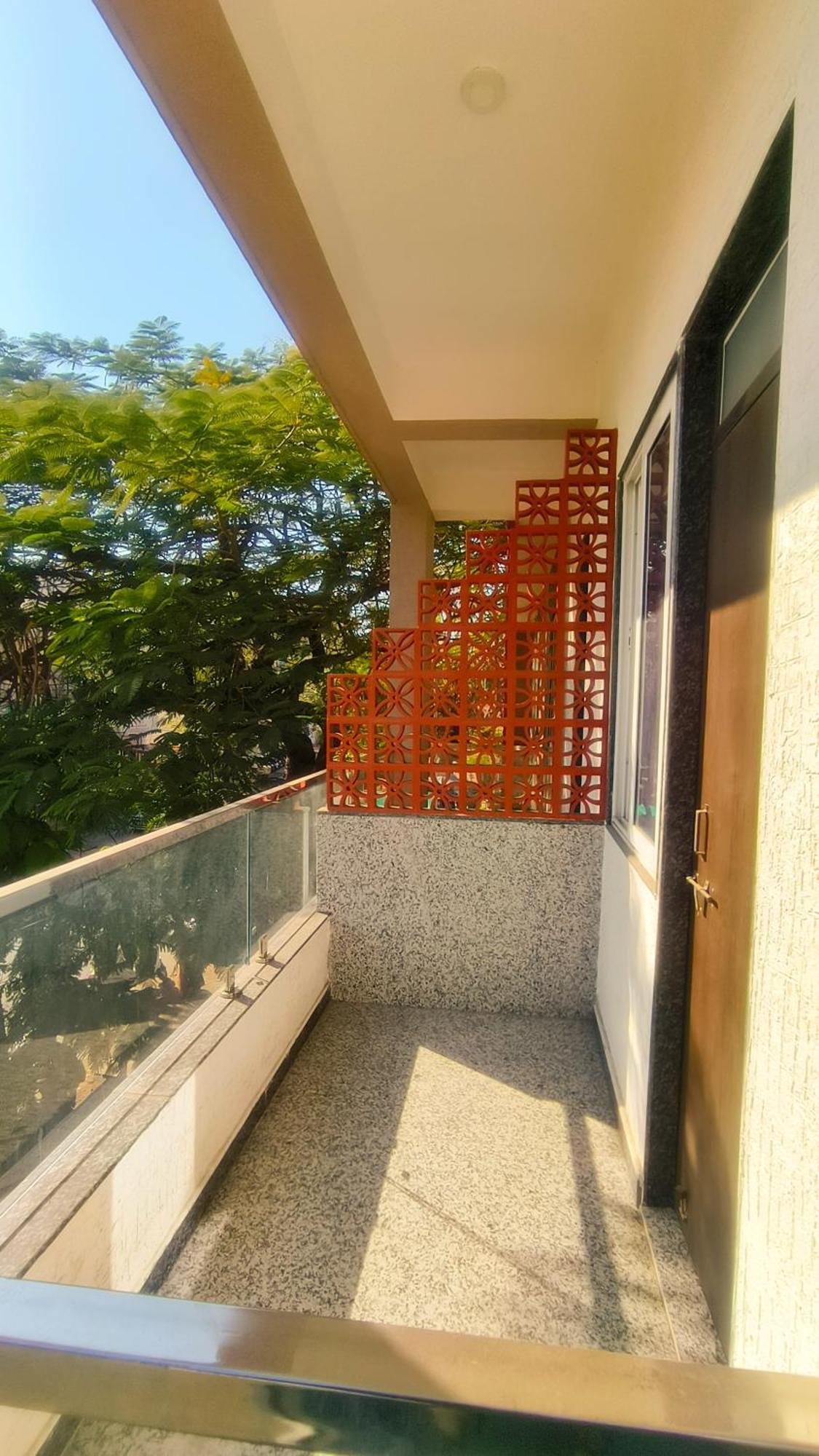 Jagat Near Fatehsagar Hotel 3*