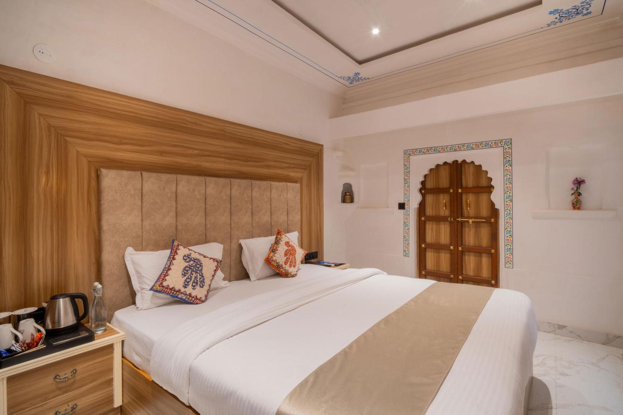 Hotel Amoraya