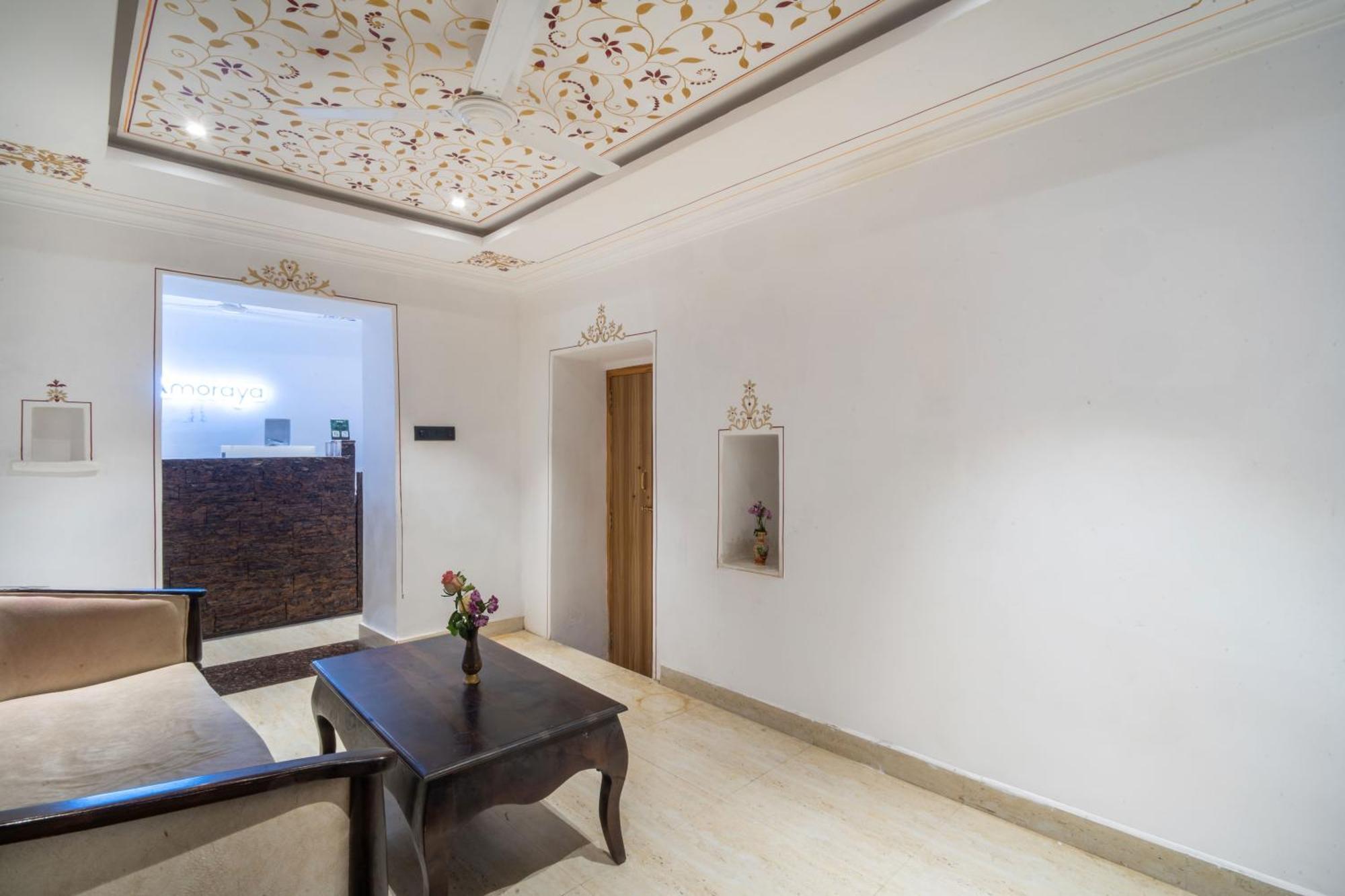 Hotel Amoraya 3*