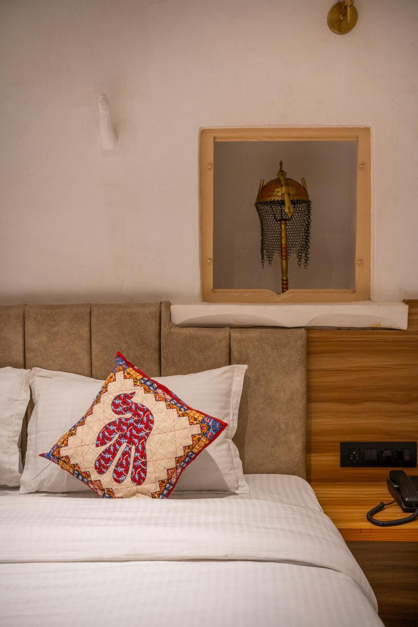 Amoraya Hotel