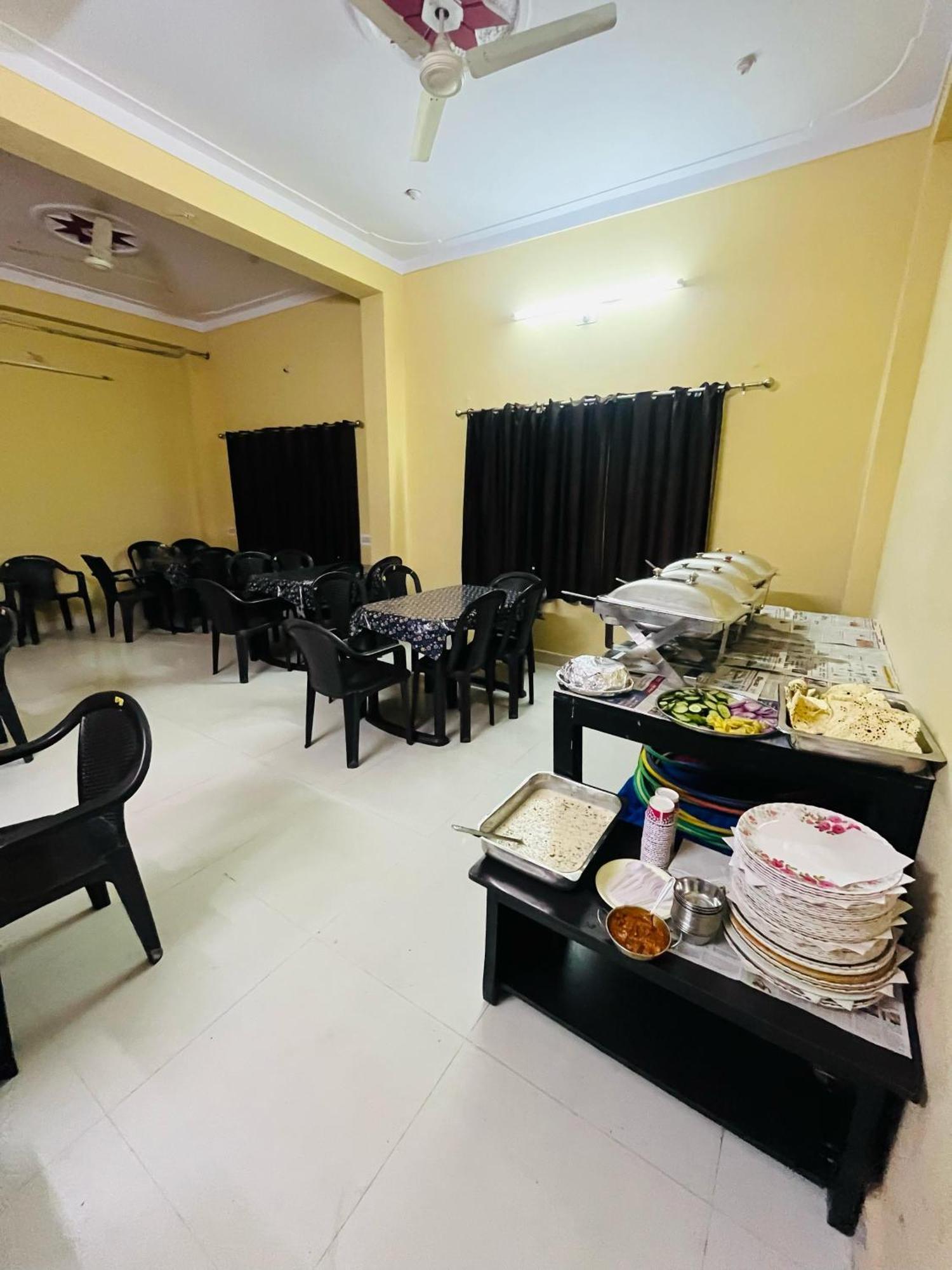 Hotel Laxmi Mahal Udaipur