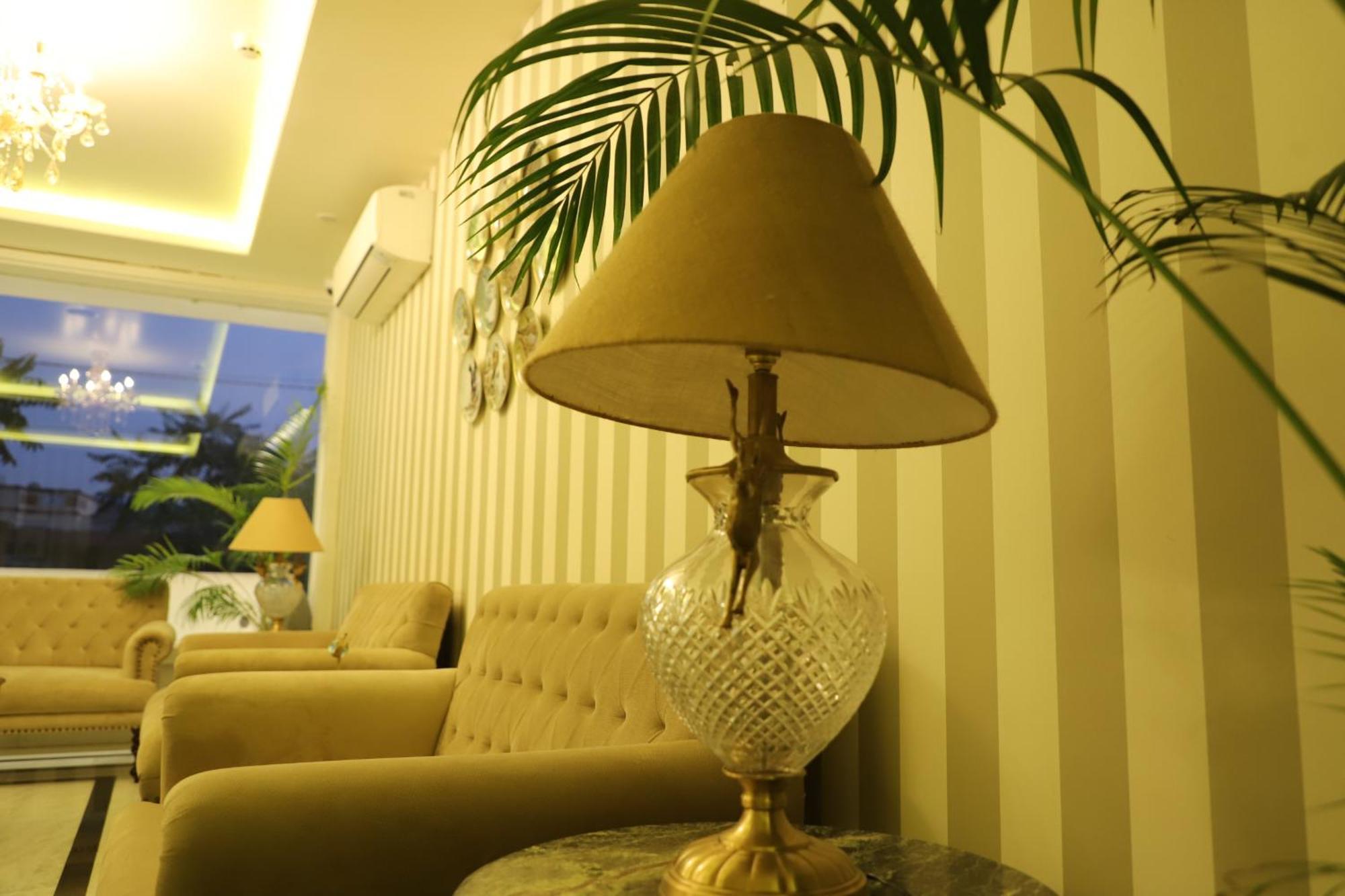 Moustache Select Hotel