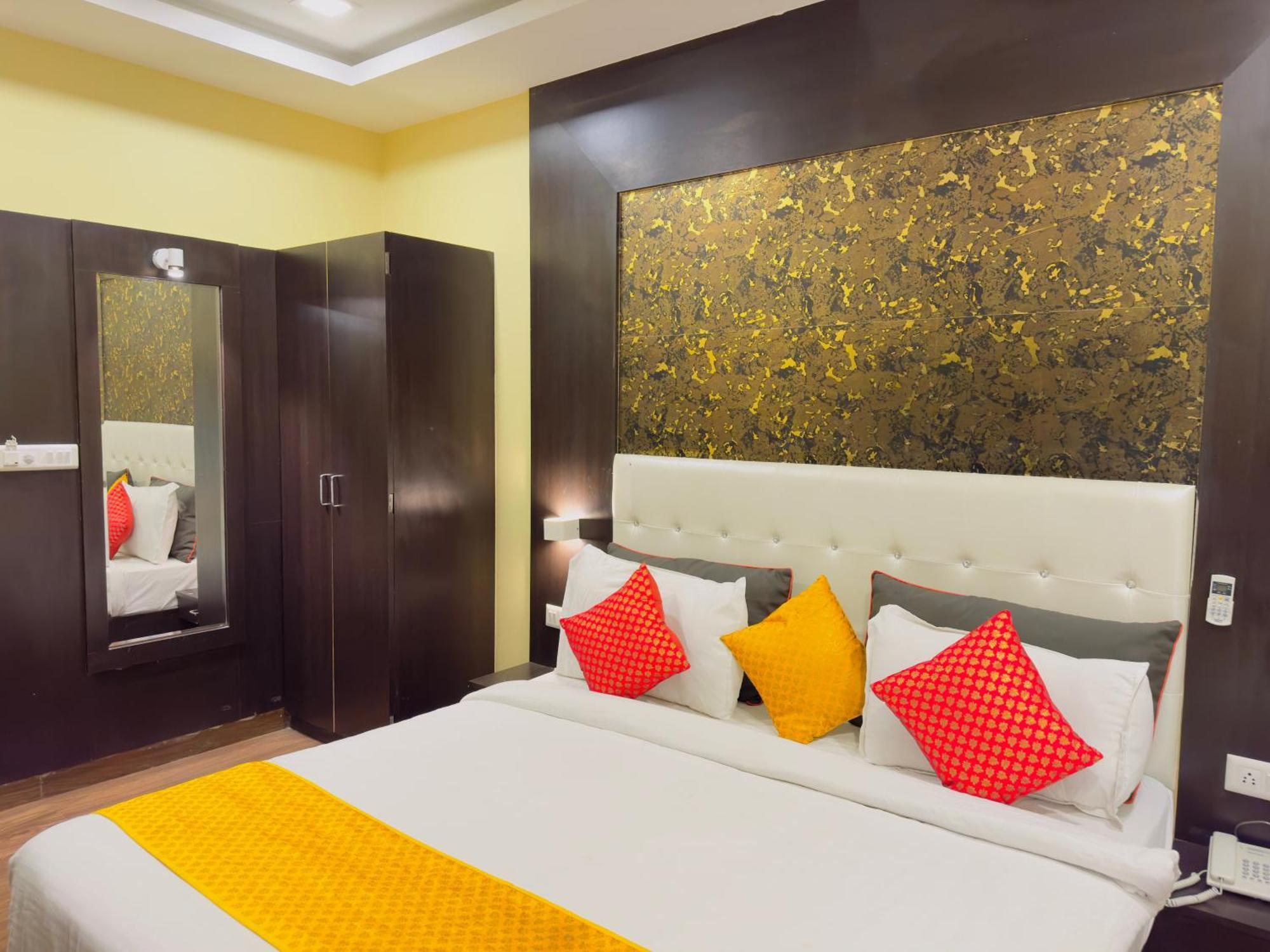 Bhagwat - Economy In With Swimmimg Pool Udaipur