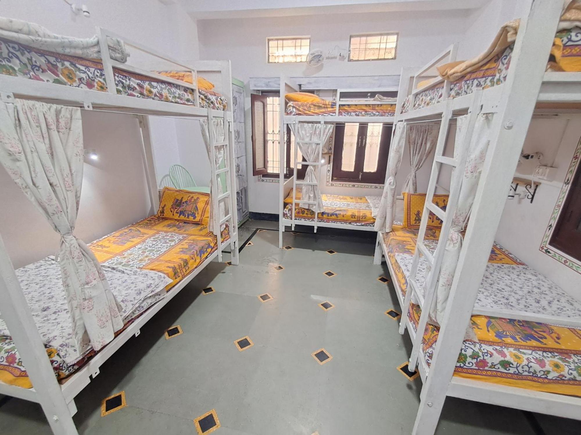 Hostel Raahi Backpacker's