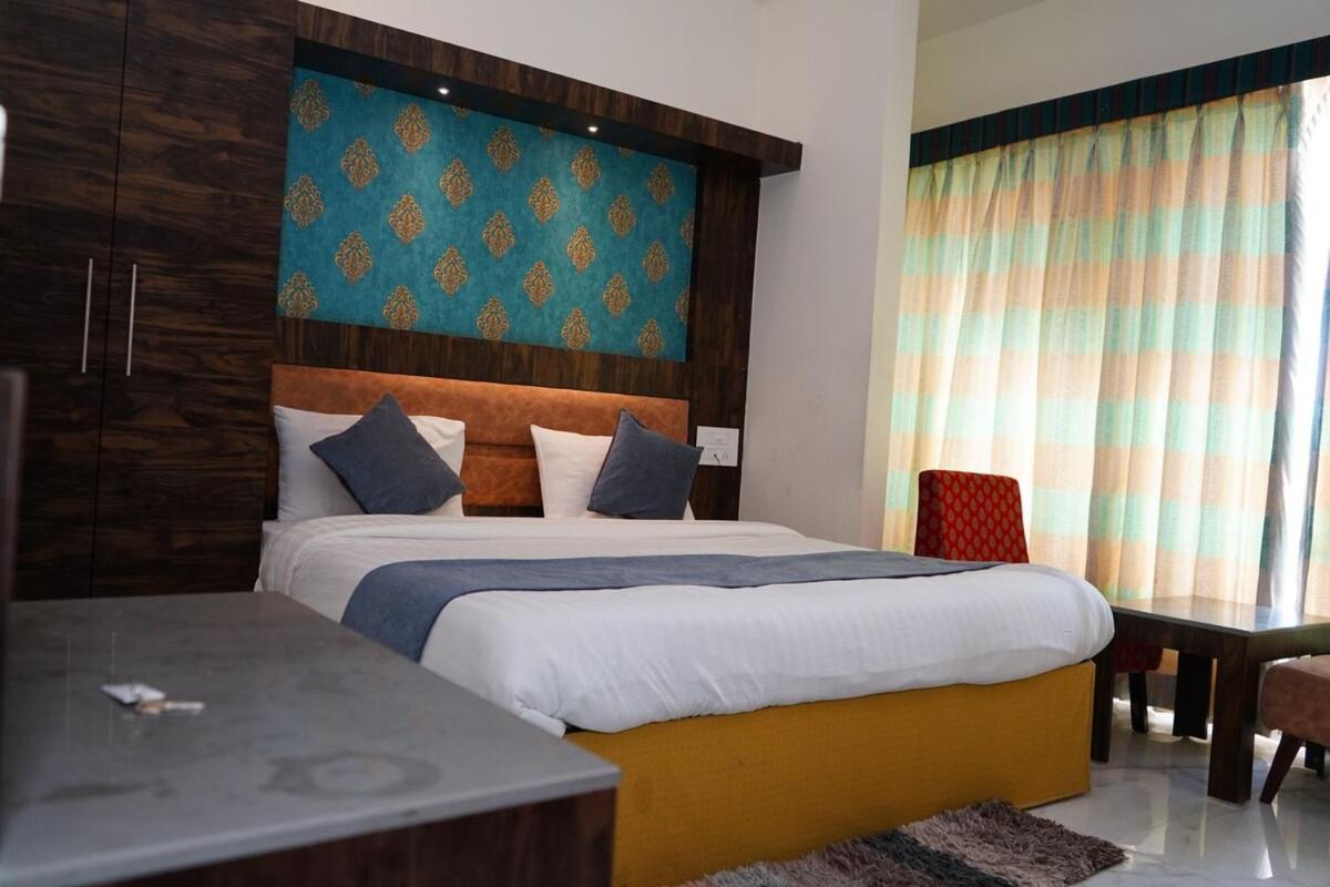 Vedic Vista Udaipur Hotel Udaipur