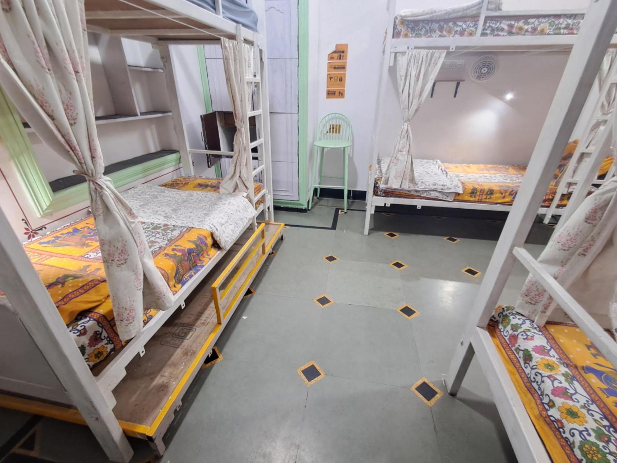 Raahi Backpacker's Hostel