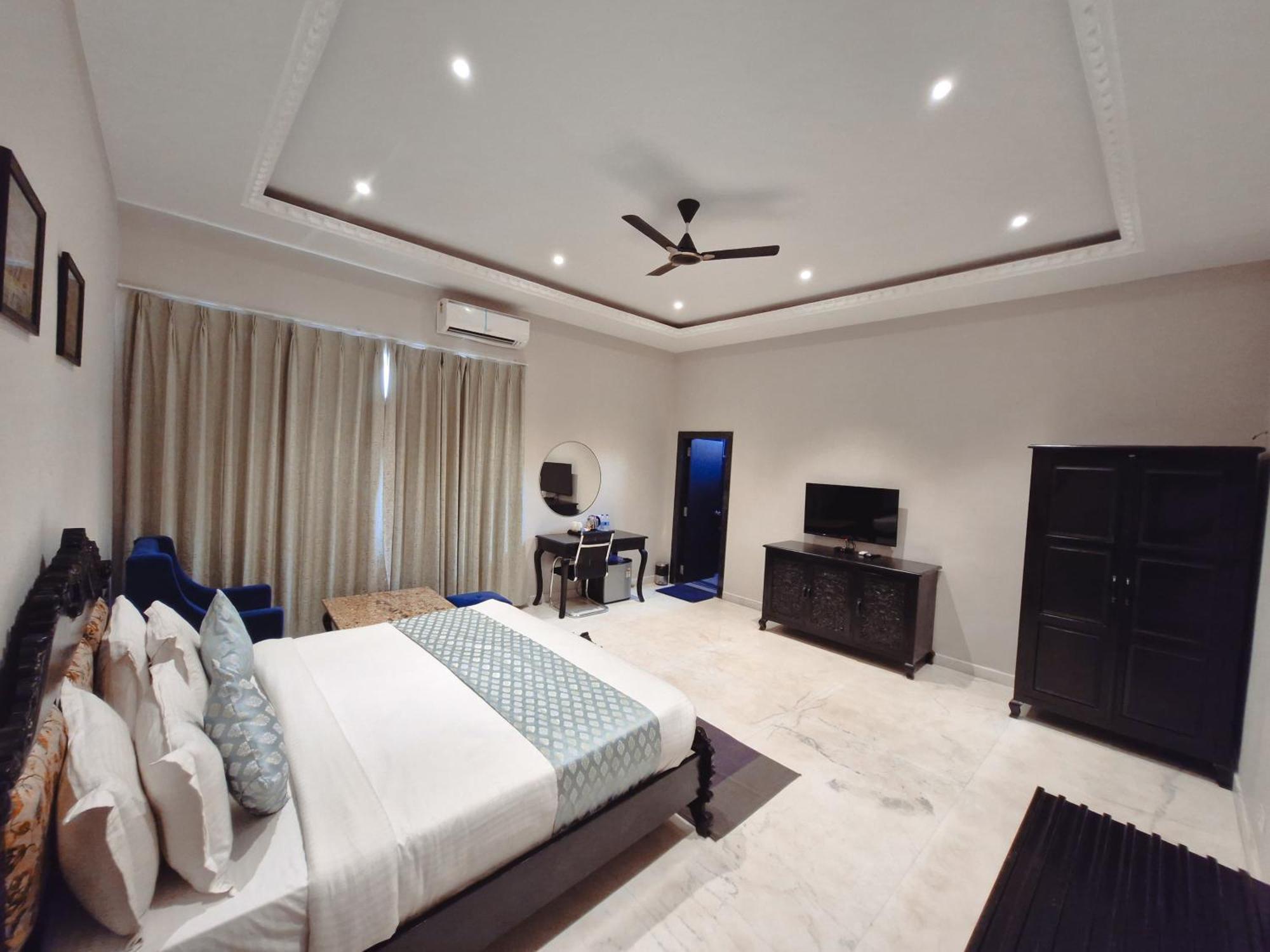 Hotel Surya Kothi 3*