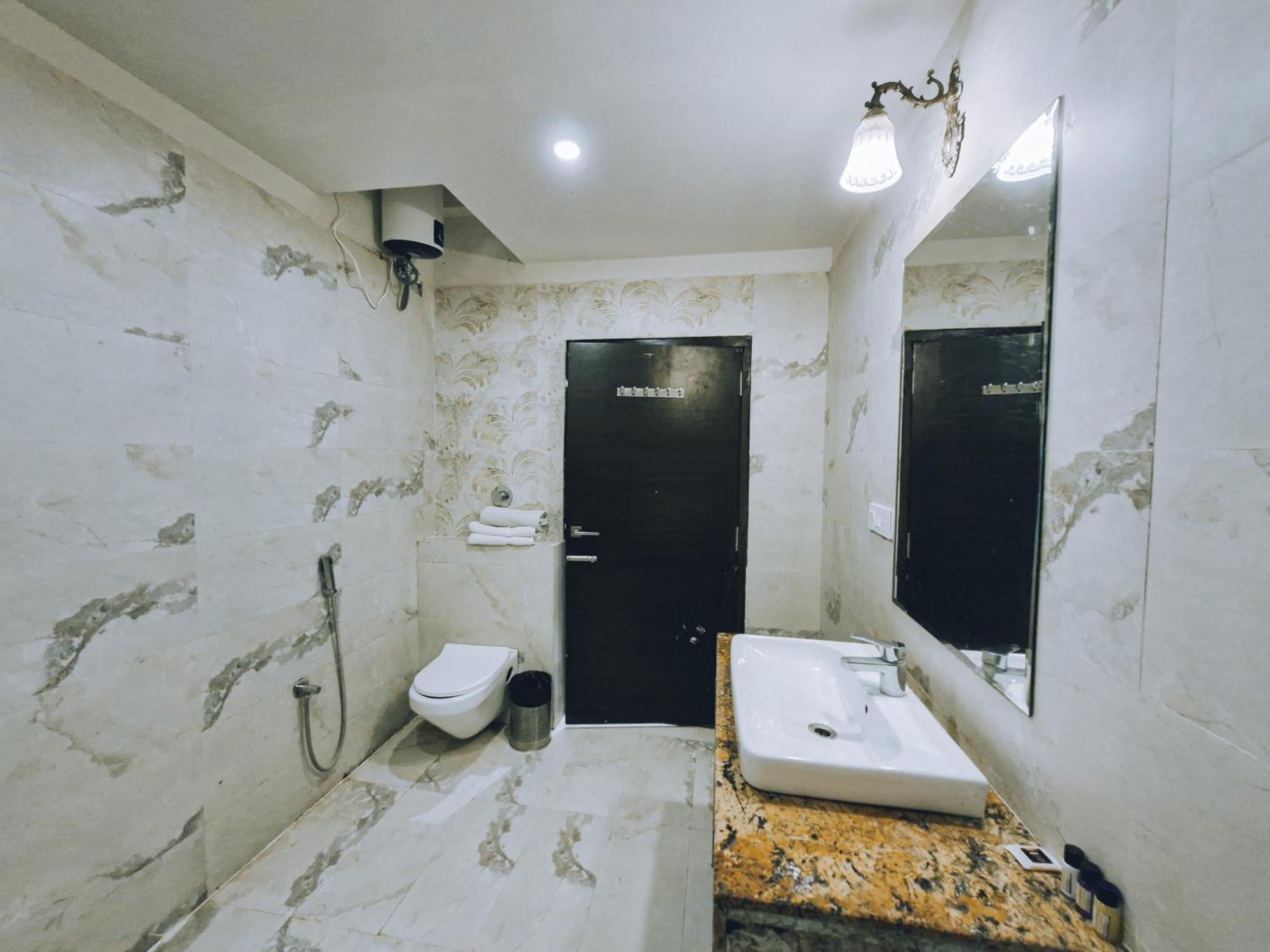 Hotel Surya Kothi 3*