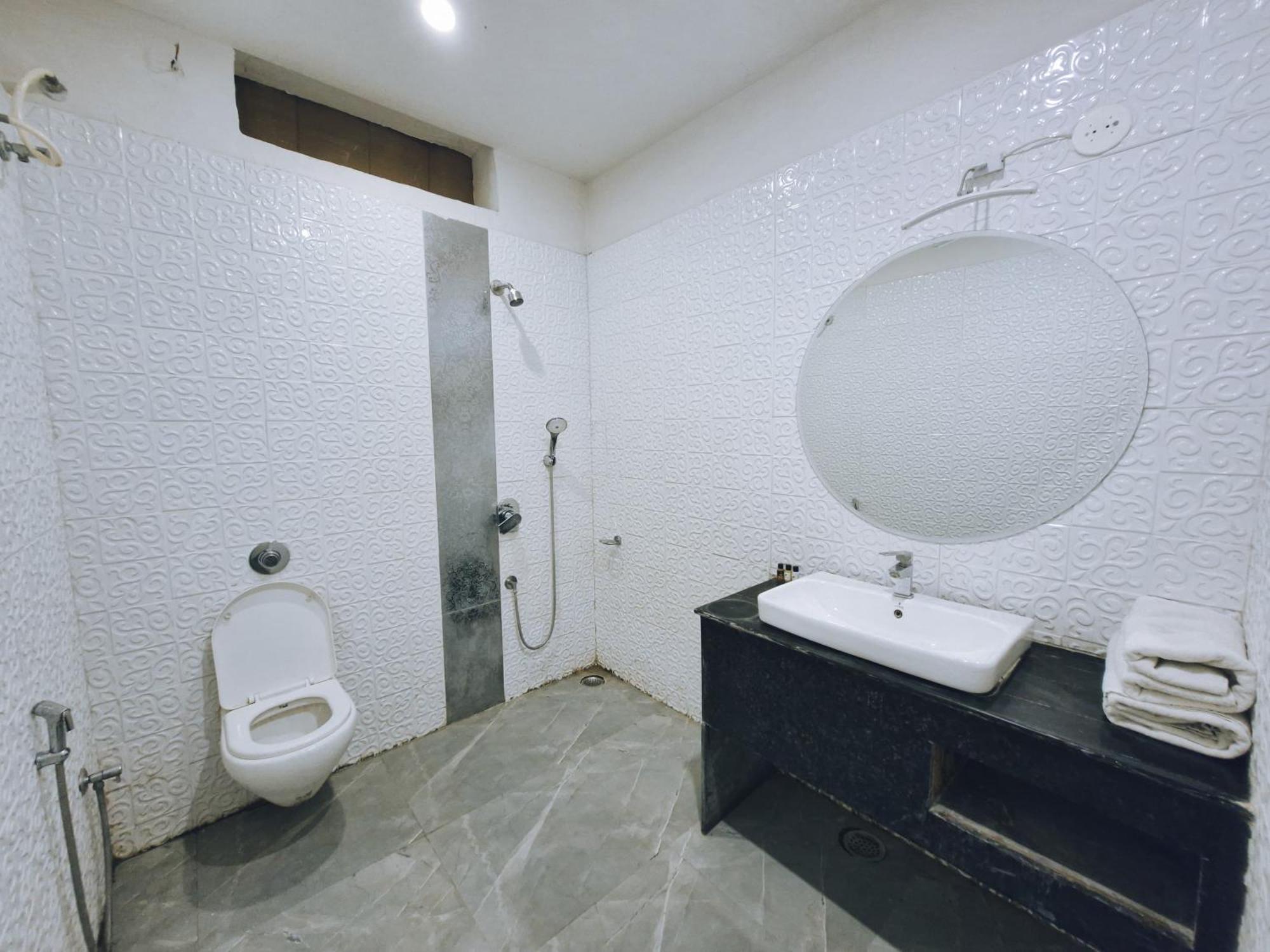 Surya Kothi Hotel 3*