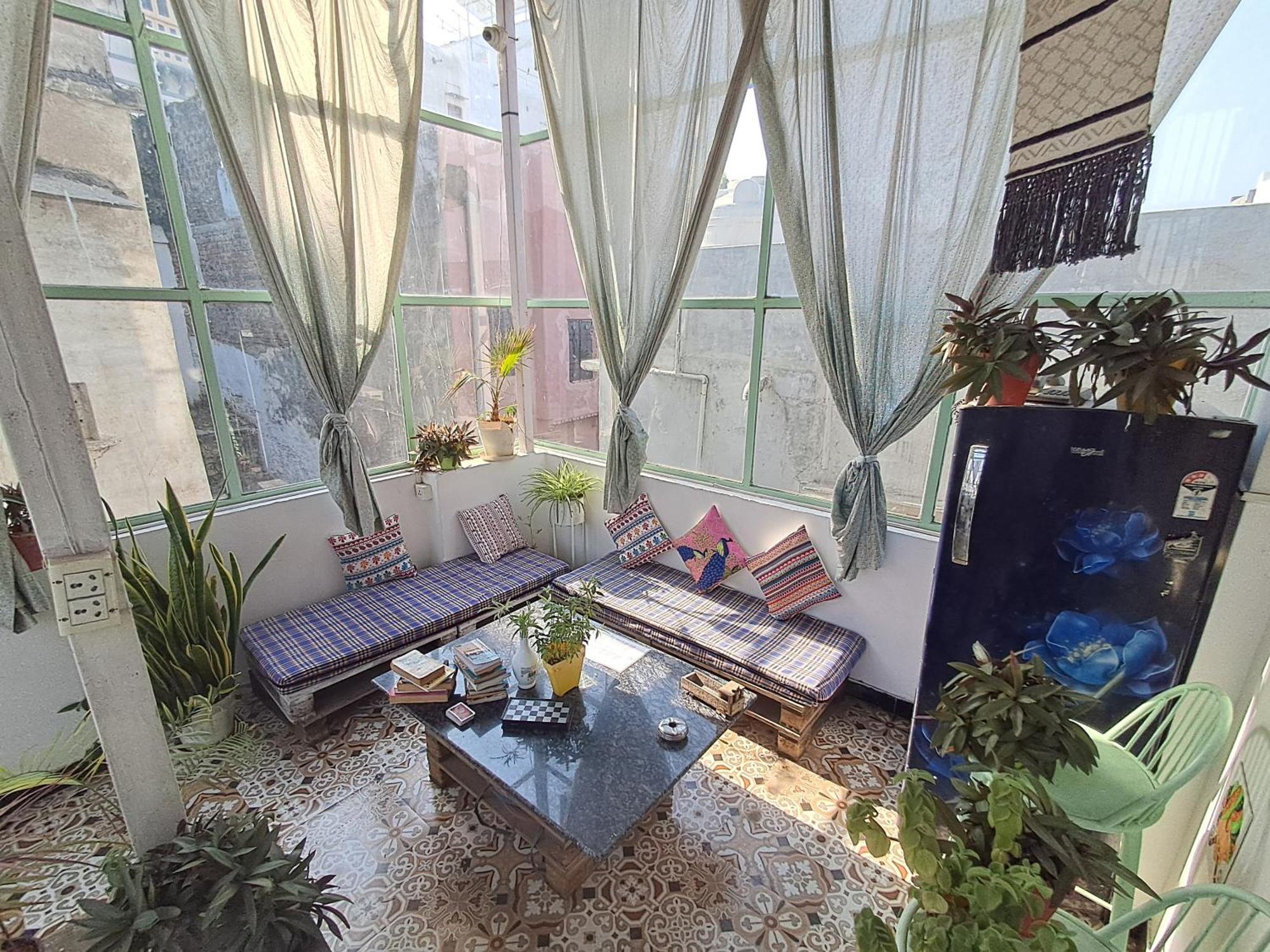 Raahi Backpacker's Hostel