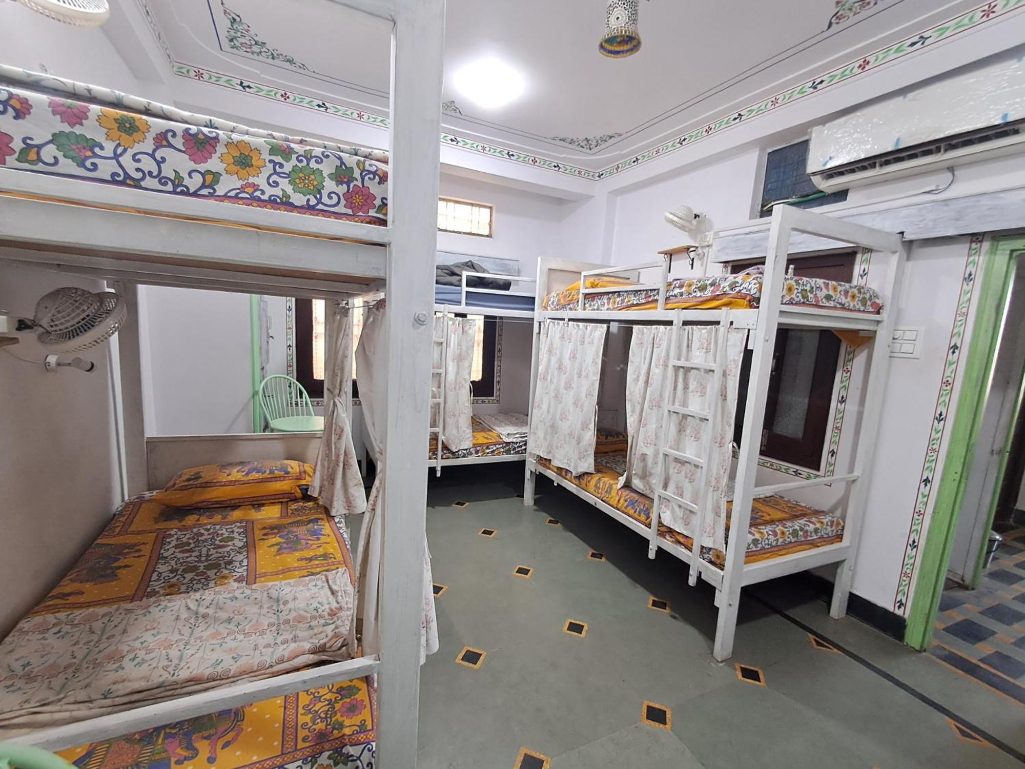 Hostel Raahi Backpacker's