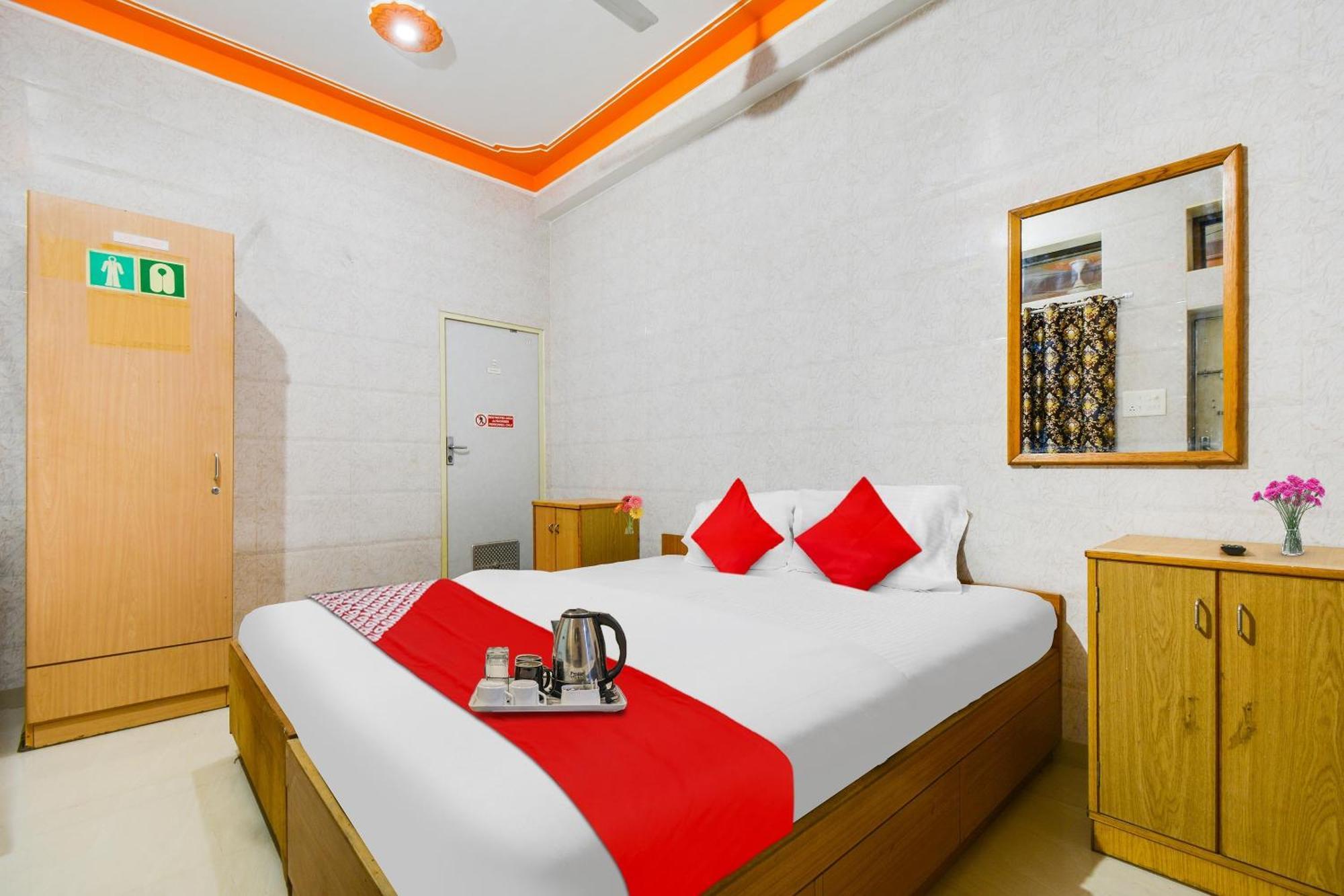 Hotel O Geetanjali Udaipur