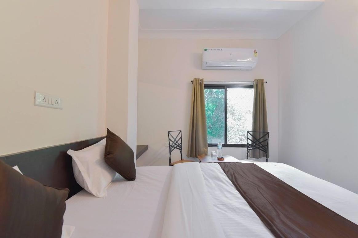 O Royal Surbhi Hotel