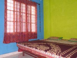 Hotel Hanuman Ghat On Pichola Udaipur