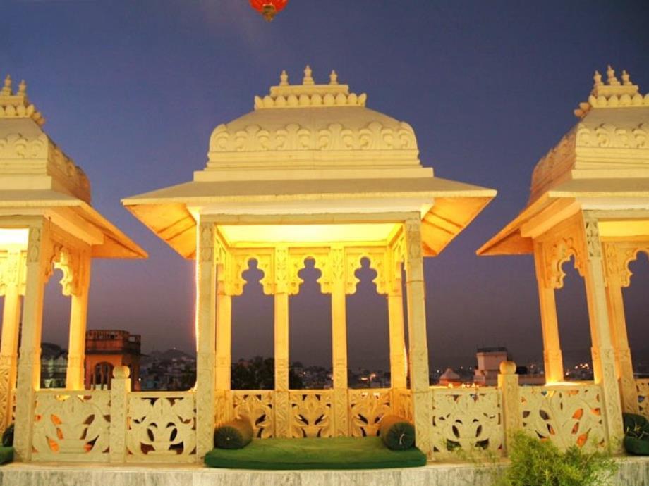Govindam Palace 3*