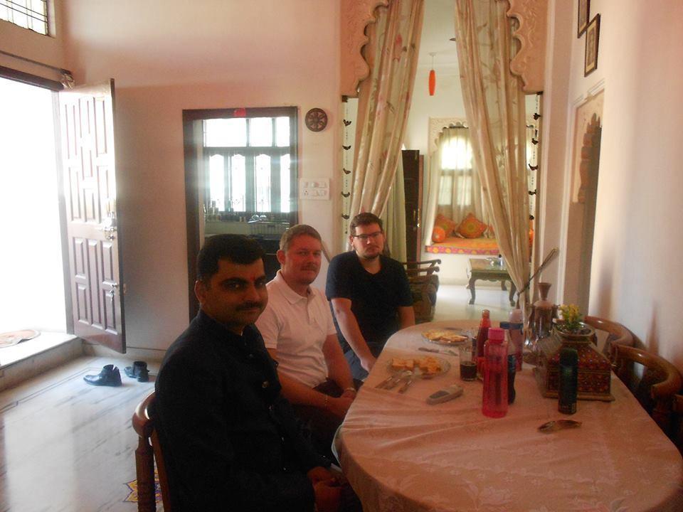 Kunwar Haveli Guest house *