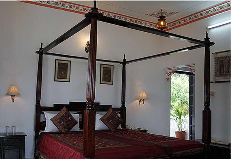 Hotel Karohi Haveli - A Heritage 3*