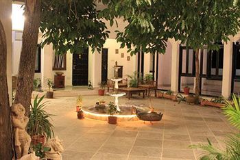 Karohi Haveli - A Heritage 3* Udaipur