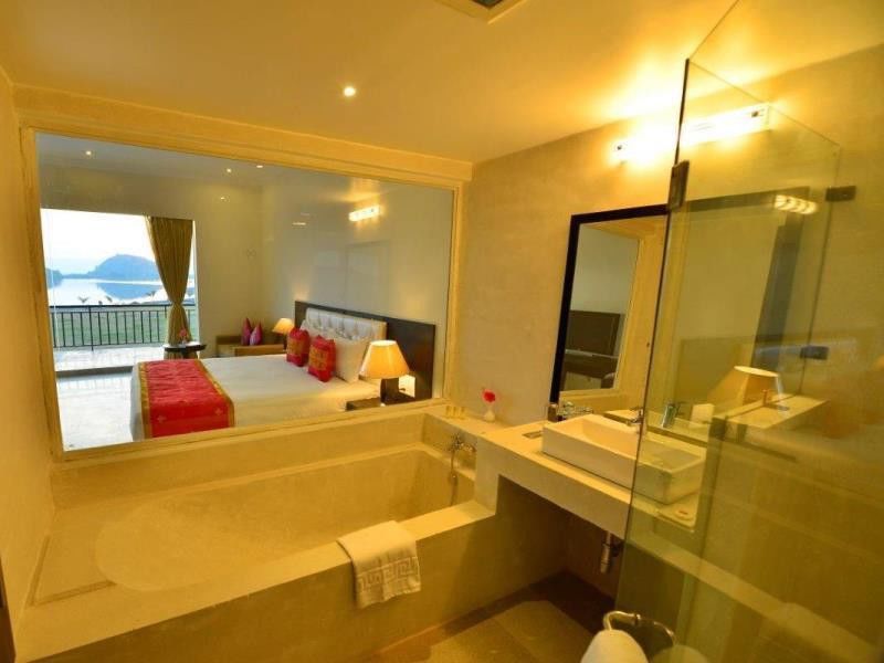 Resort Tatsaraasa & Spa, 5*