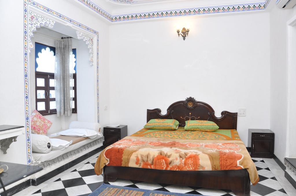 Gangaur Palace