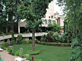 Rajdarshan - A Lake View In