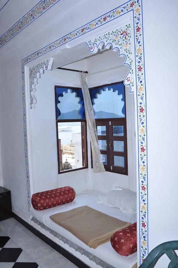 Hotel Gangaur Palace