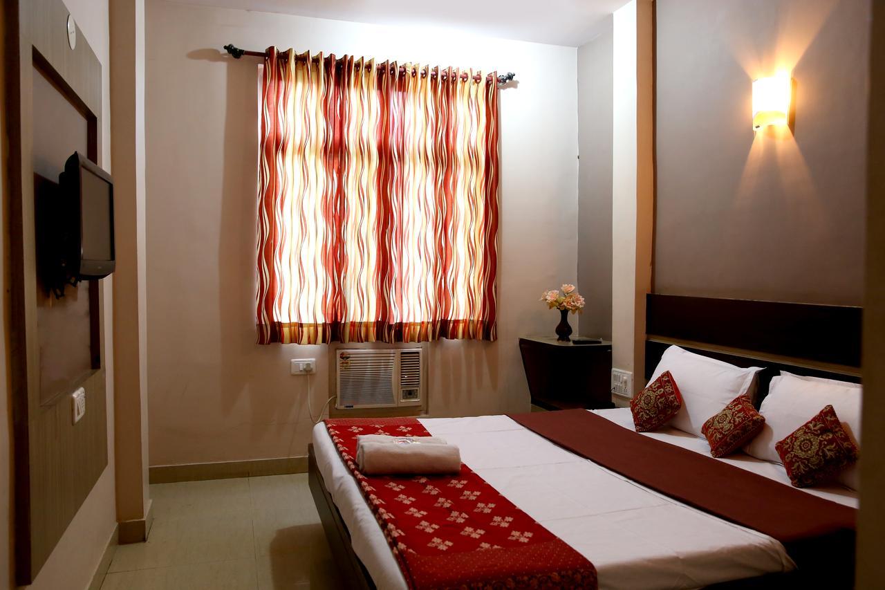Shubh Laxmi Hotel