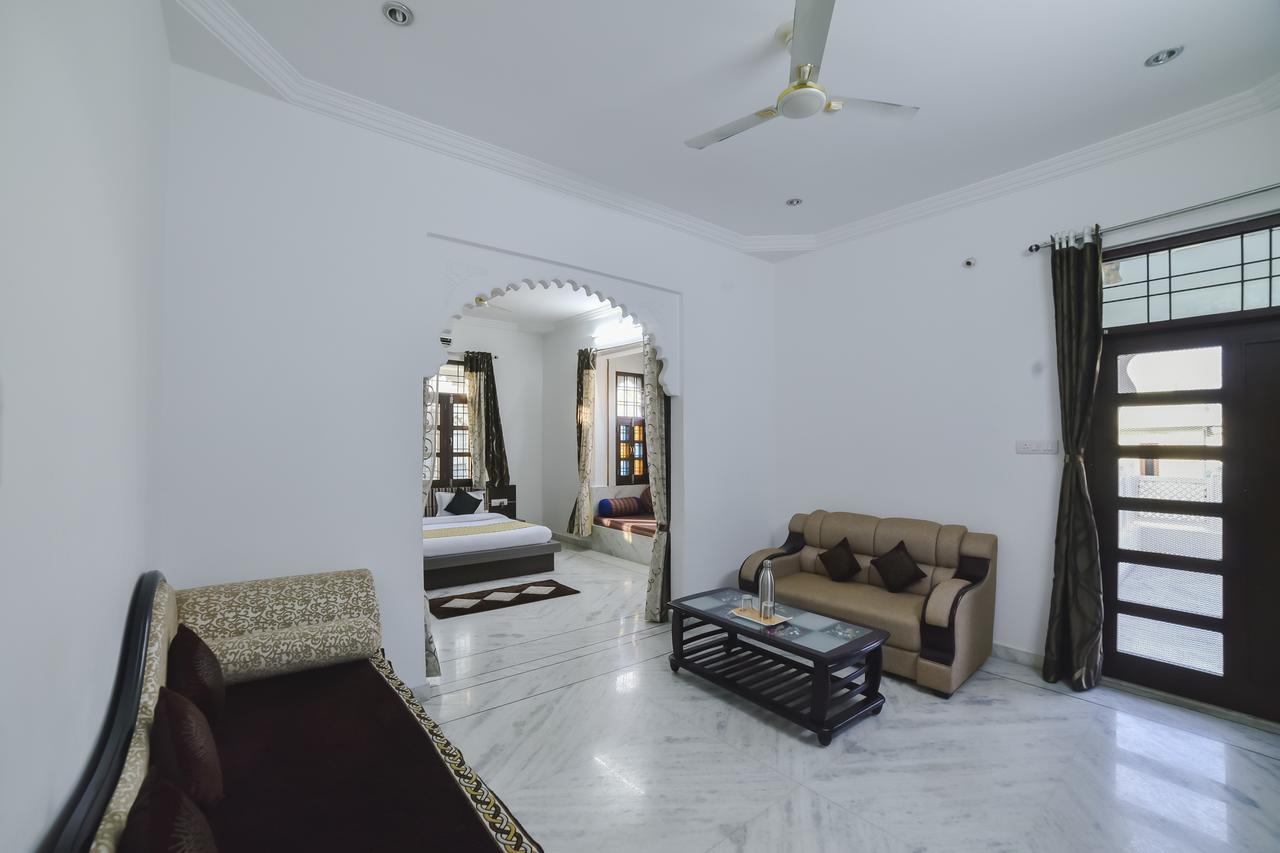 Homestay Royal Heritage Villa Udaipur *