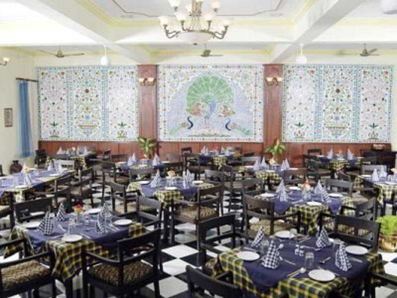 Resort Amantra Shilpi &