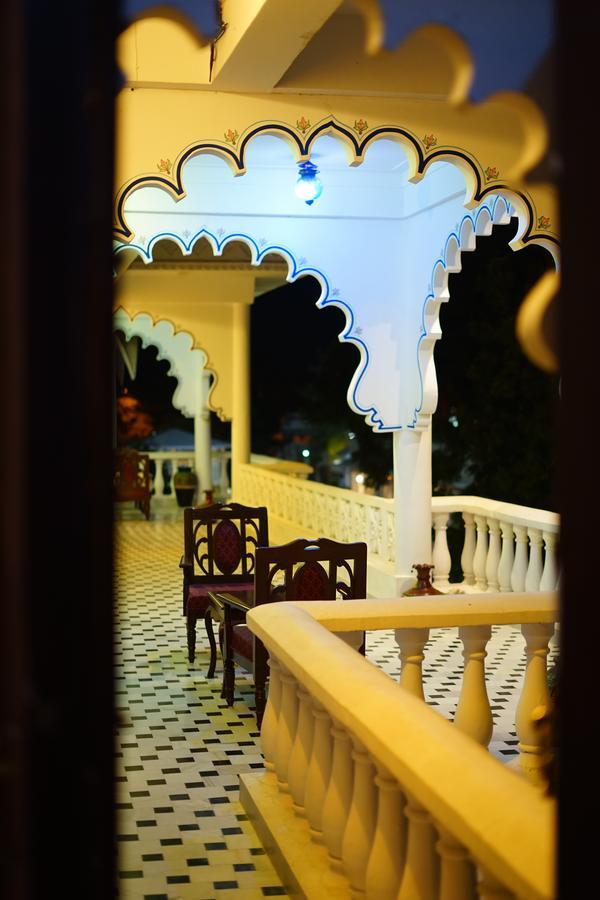 Hotel Bonjour Paradise
