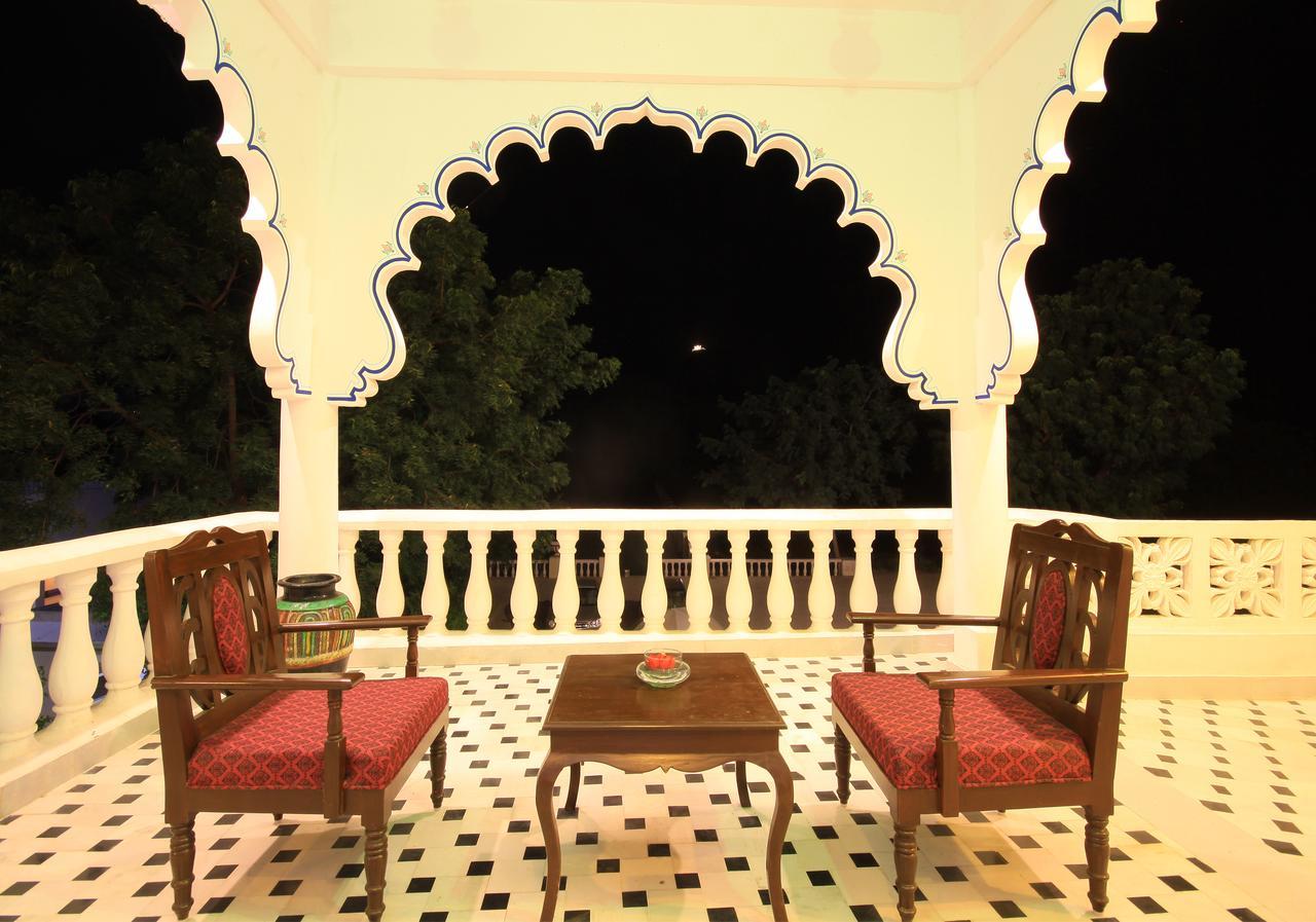 Bonjour Paradise Hotel 3*