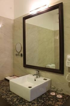 Hotel Mewargarh By Red Lion S
