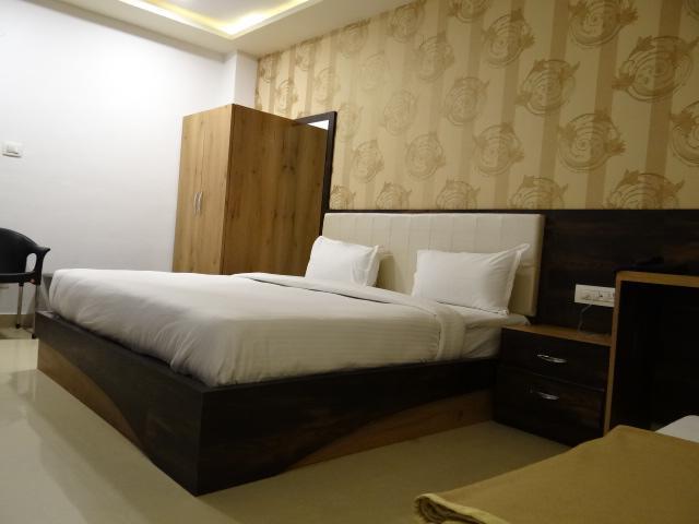 Kailash Hotel 2*