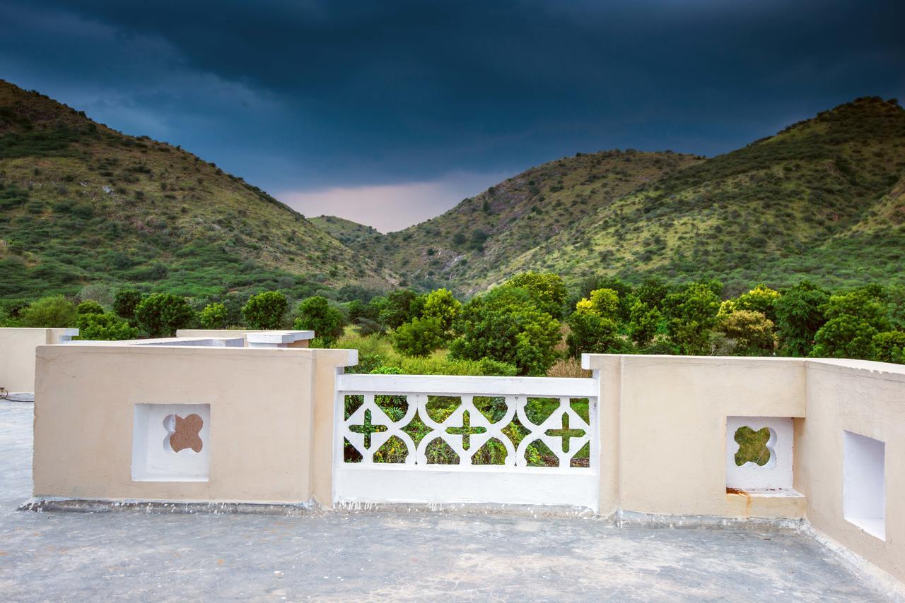 Zade Mount View 3*