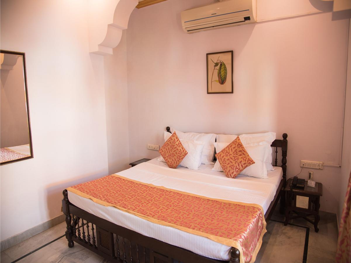 Govindam Palace 3*