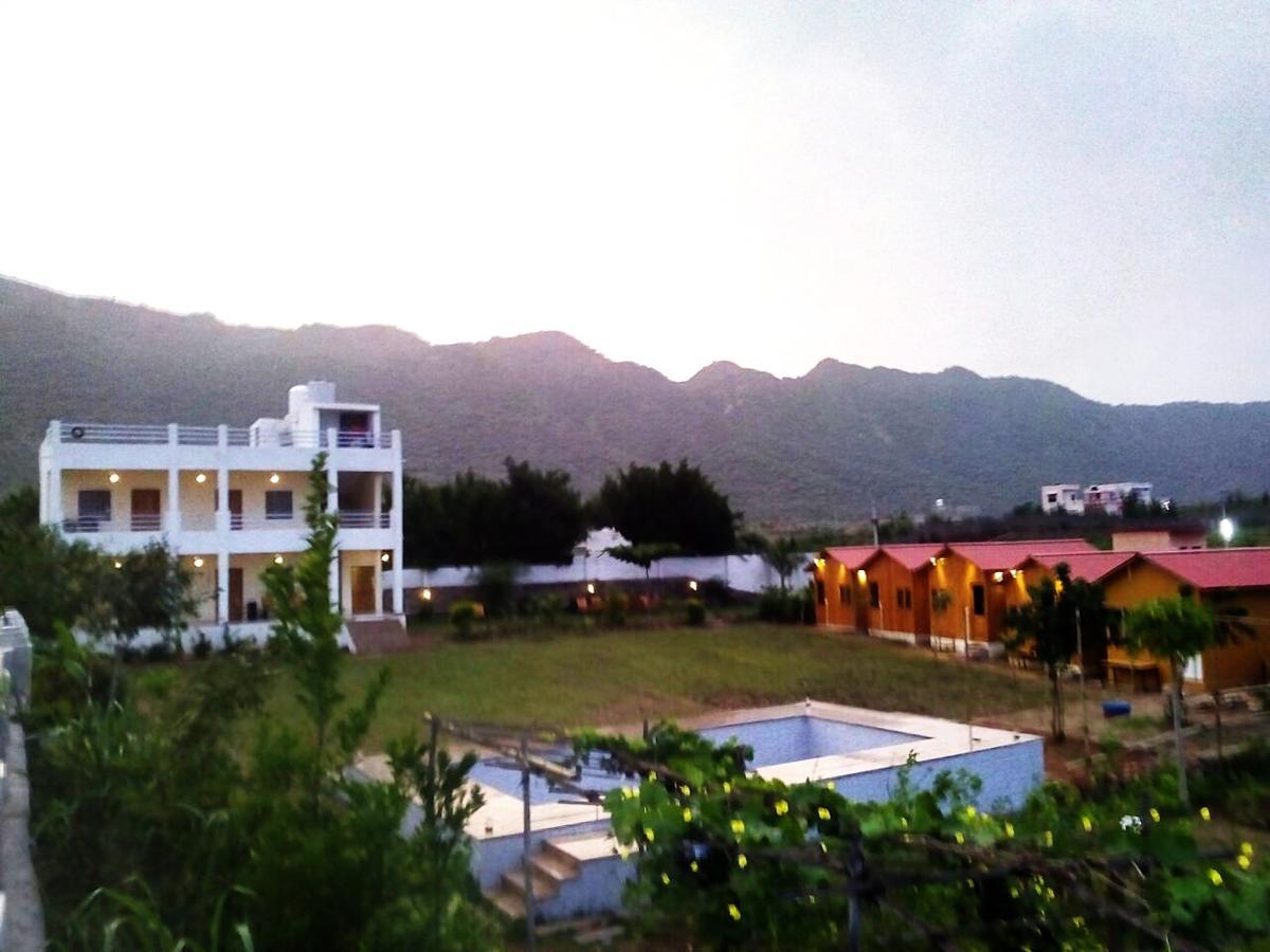 The Rustic Pines Resort