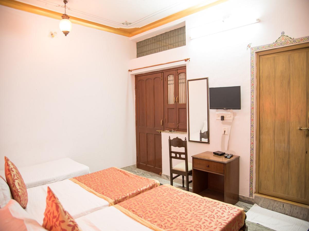 Govindam Palace 3*
