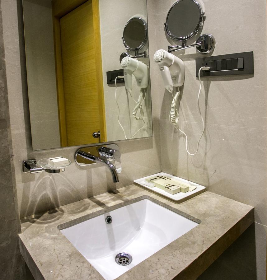 Varju Hotel 3*