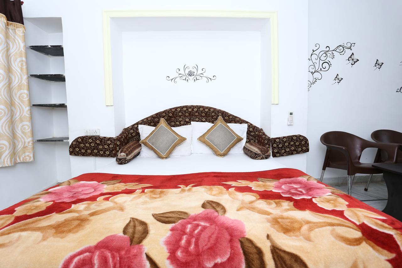 Hotel Katyani