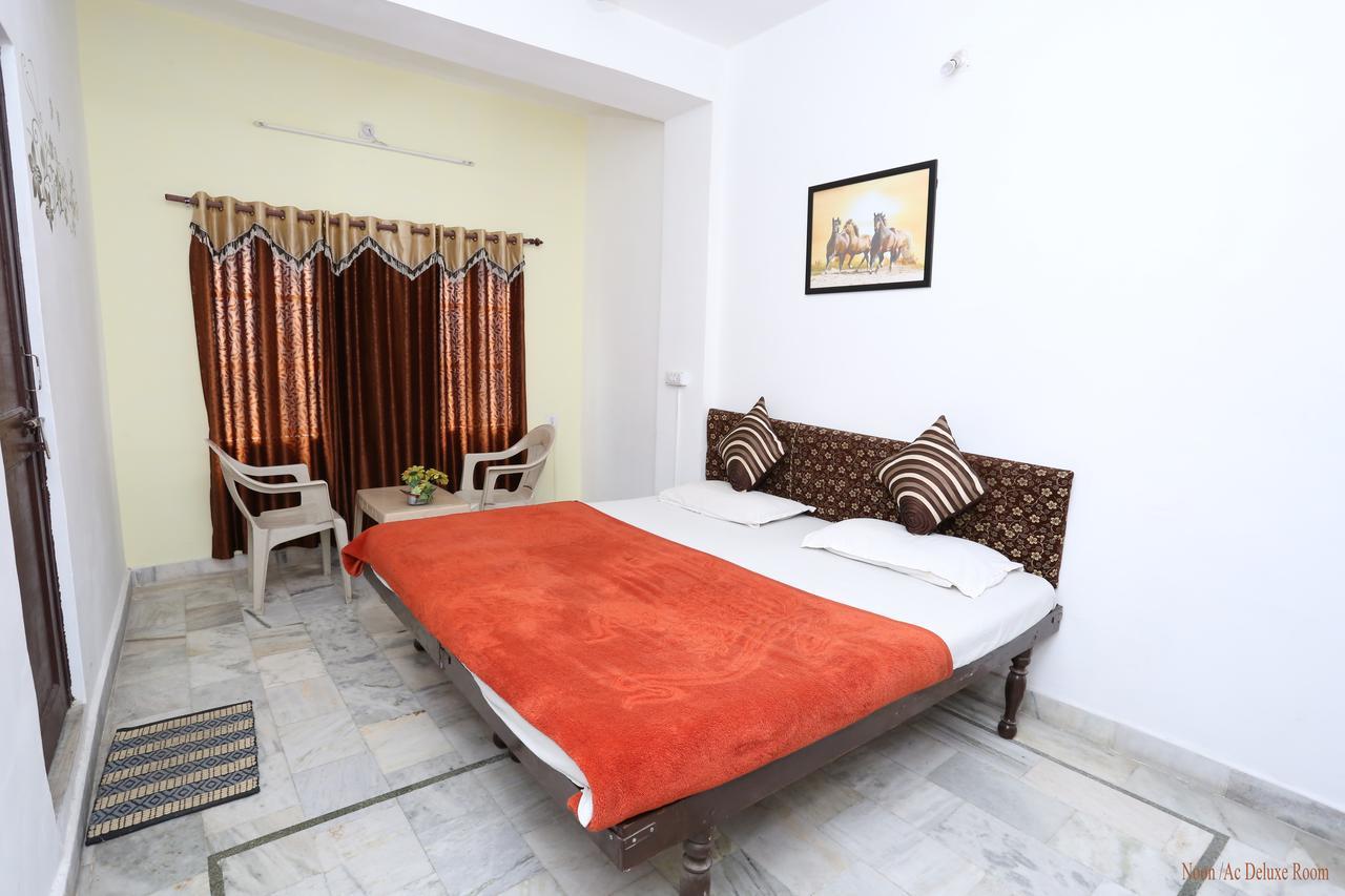 Katyani Hotel *