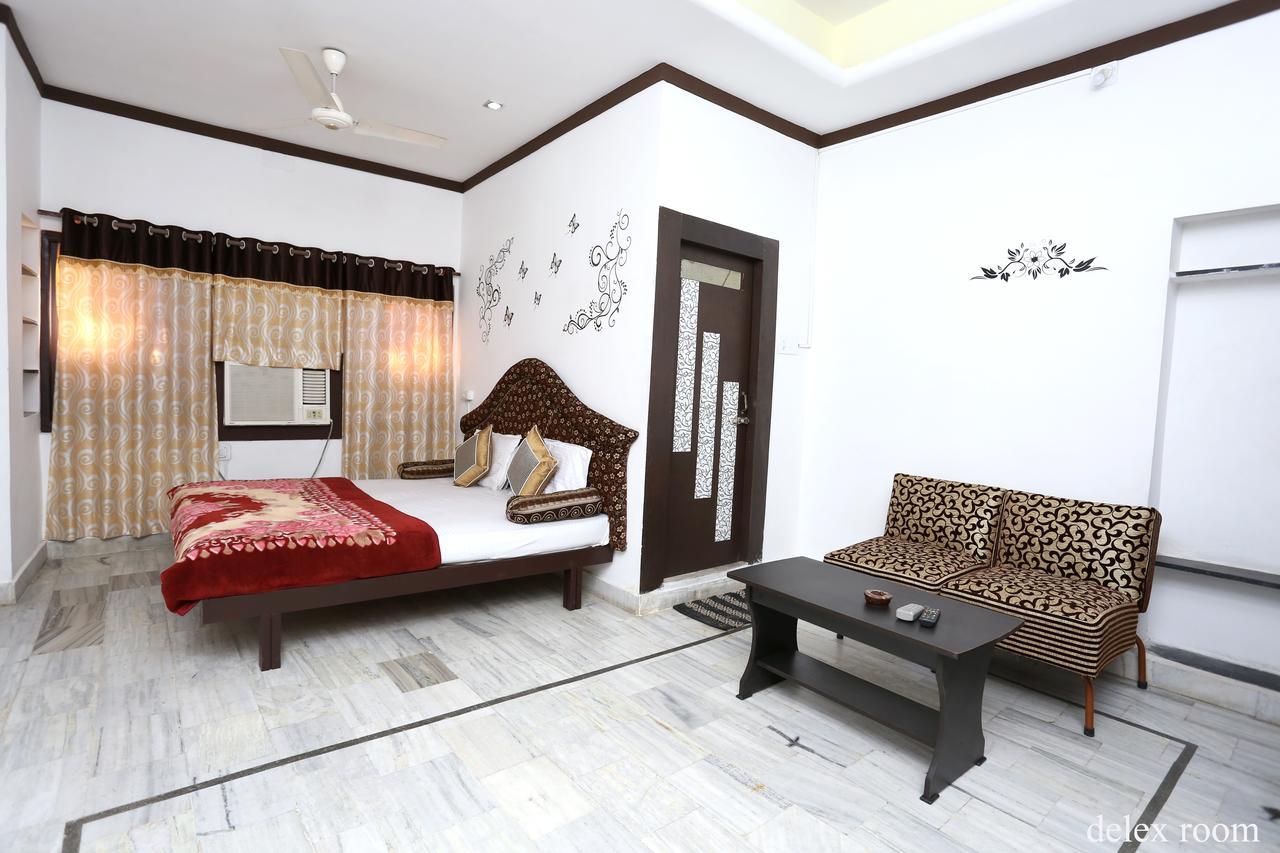Hotel Katyani *
